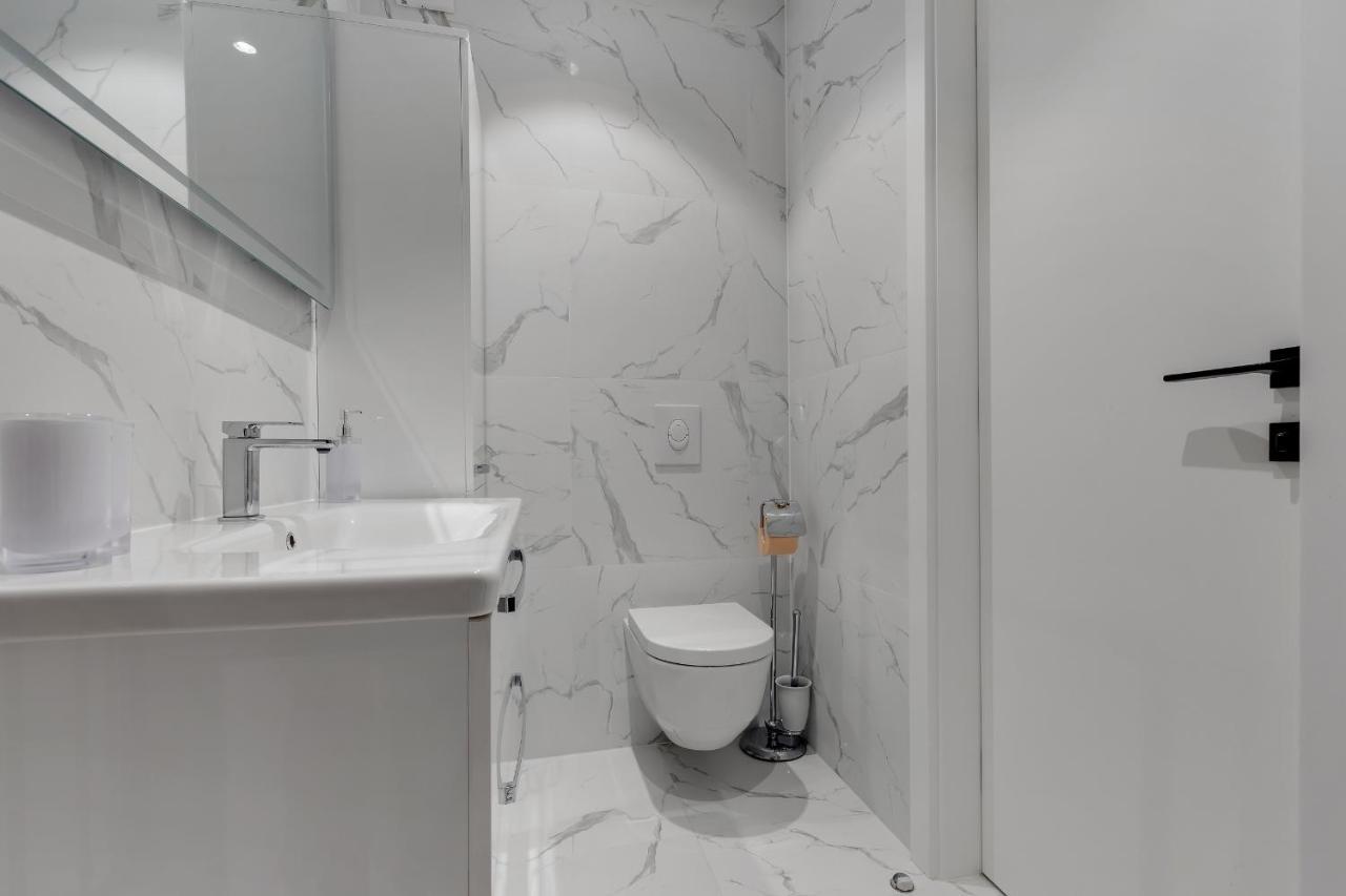 Apartman Elite มาคาร์สกา ภายนอก รูปภาพ