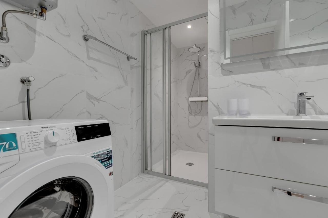 Apartman Elite มาคาร์สกา ภายนอก รูปภาพ
